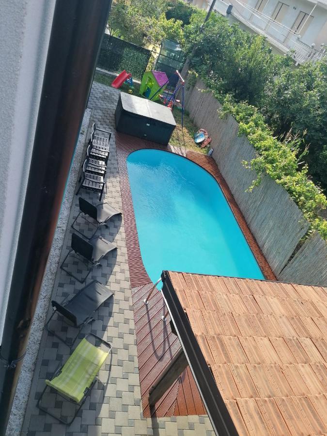 Apartmani u Kaštelima Kastela Bagian luar foto