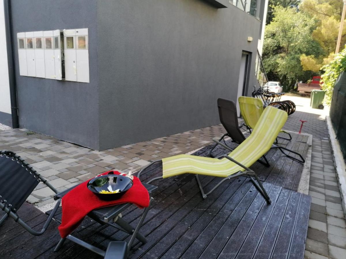 Apartmani u Kaštelima Kastela Bagian luar foto