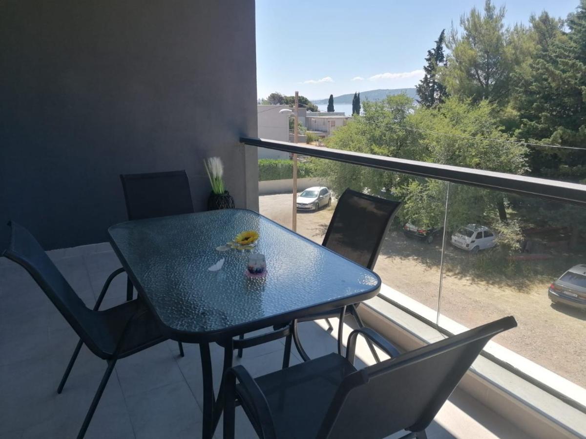 Apartmani u Kaštelima Kastela Bagian luar foto