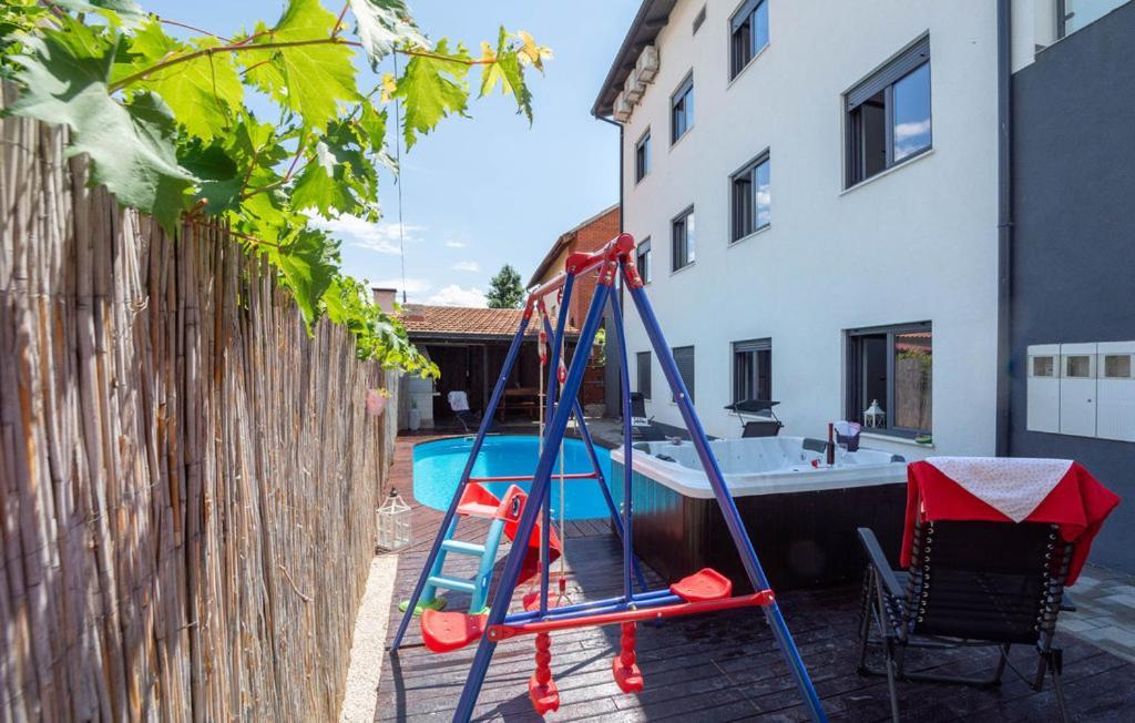 Apartmani u Kaštelima Kastela Bagian luar foto