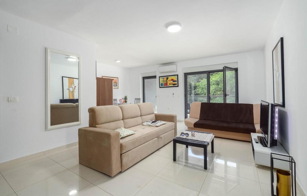 Apartmani u Kaštelima Kastela Bagian luar foto