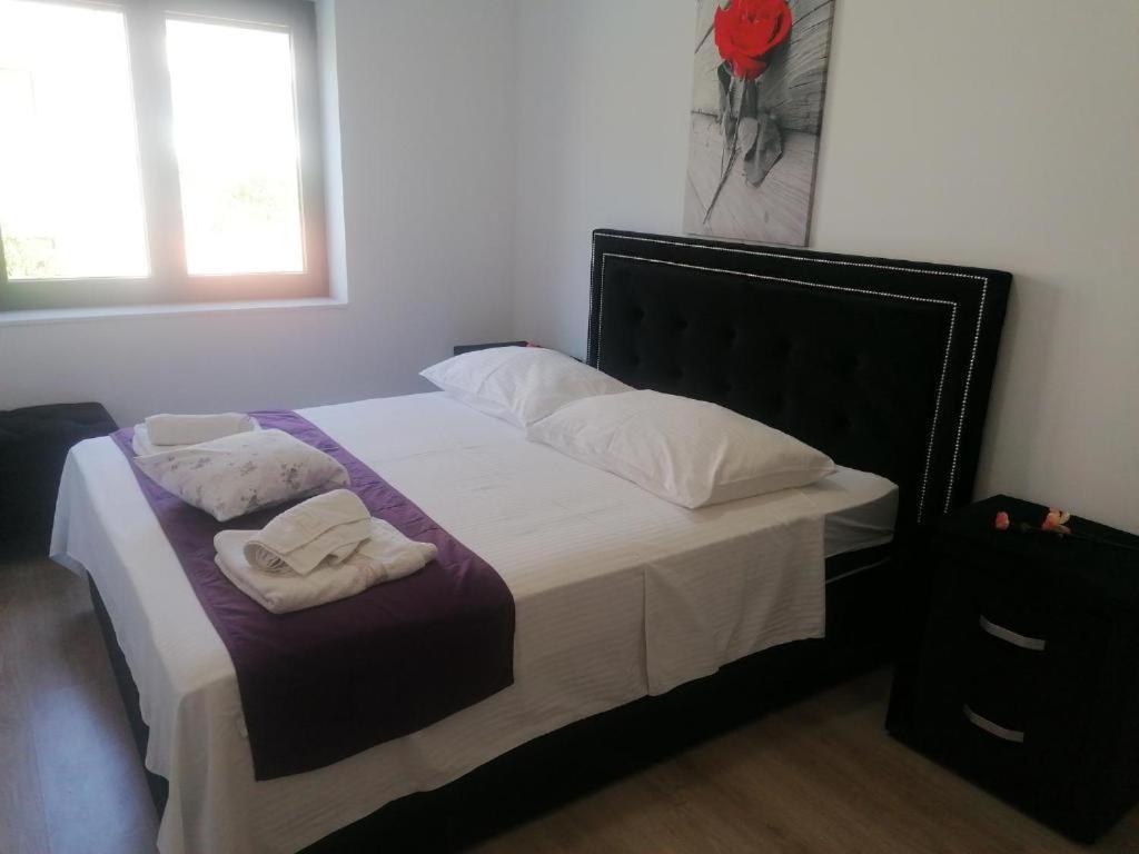 Apartmani u Kaštelima Kastela Bagian luar foto