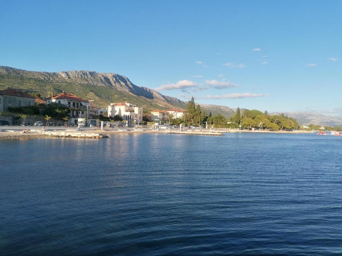 Apartmani u Kaštelima Kastela Bagian luar foto