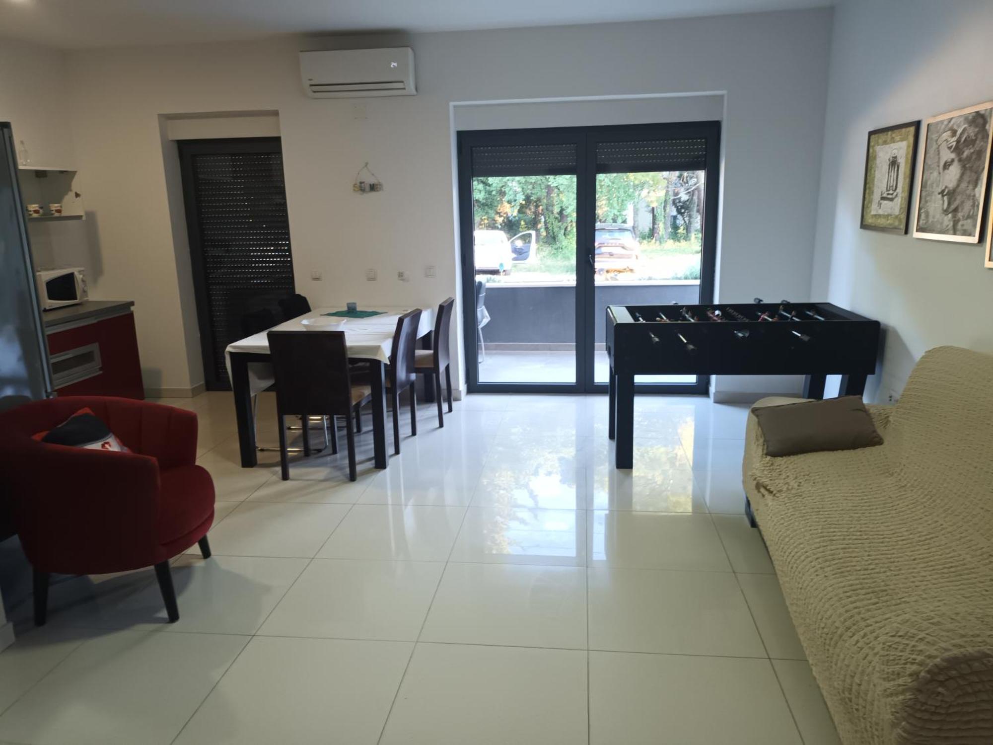 Apartmani u Kaštelima Kastela Bagian luar foto