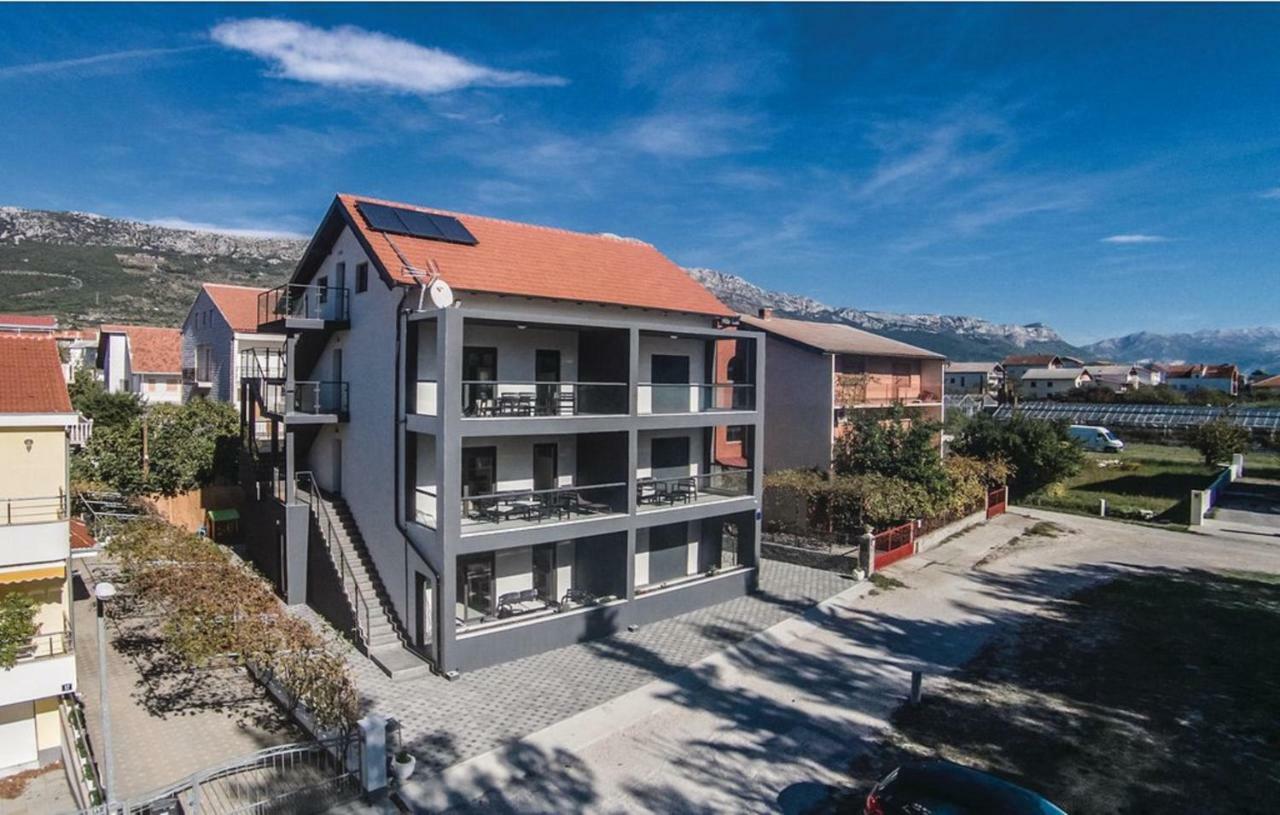 Apartmani u Kaštelima Kastela Bagian luar foto
